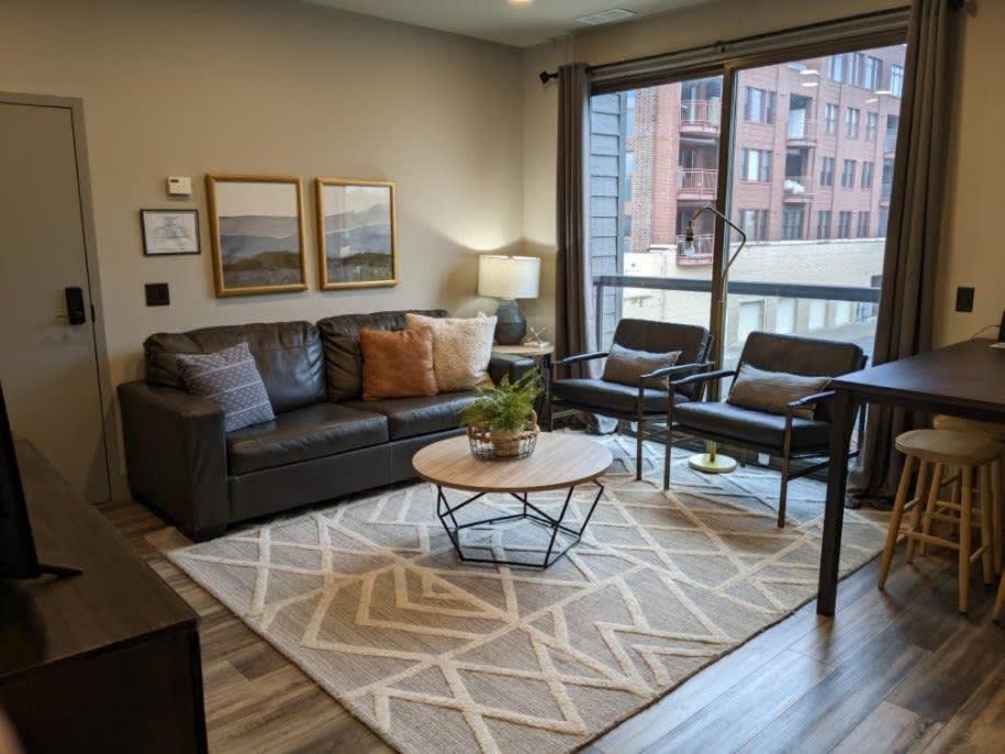 Modern Condo 210 Just Blocks From Lake Michigan Traverse City Extérieur photo