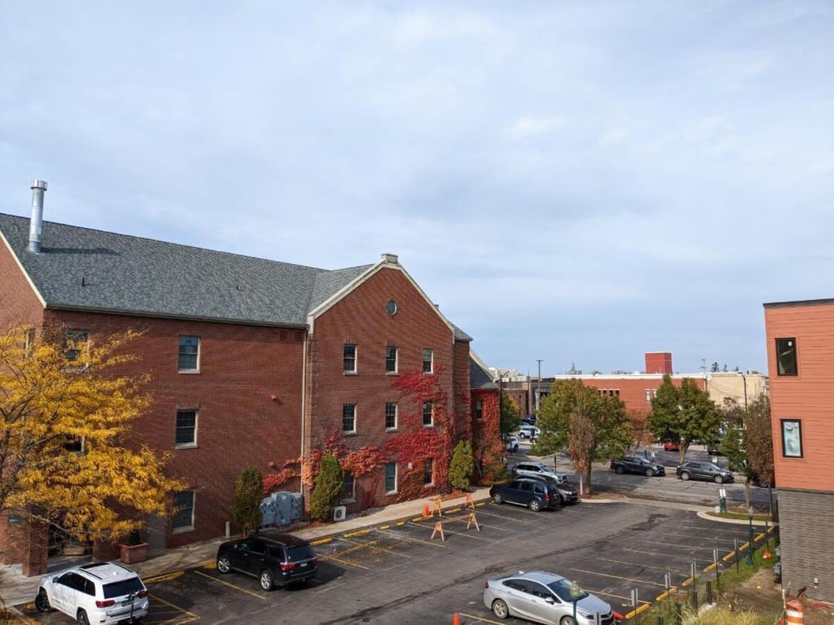 Modern Condo 210 Just Blocks From Lake Michigan Traverse City Extérieur photo